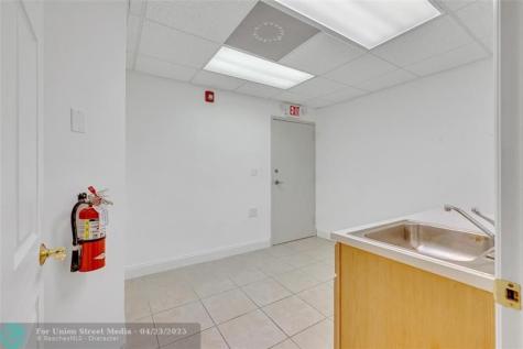 1400 E Oakland Park Boulevard Oakland Park FL 33334