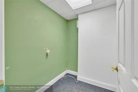 1400 E Oakland Park Boulevard Oakland Park FL 33334