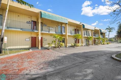 2331 N State Road 7 Lauderdale Lakes FL 33313