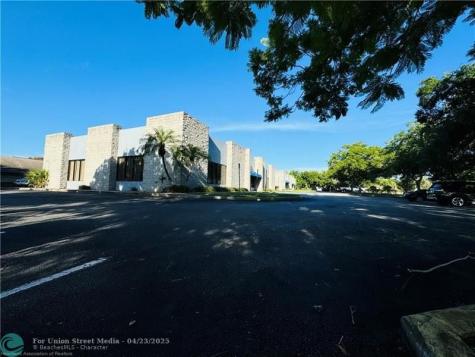 346 E Royal Palm Street Lake Placid FL 33852