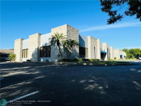 346 E Royal Palm Street Lake Placid FL 33852