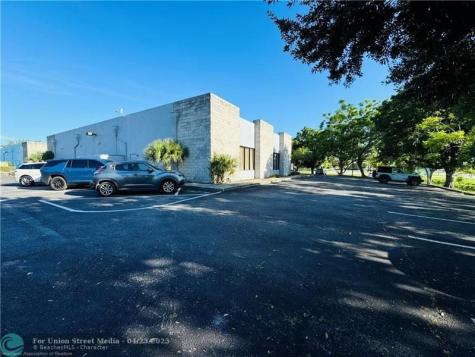 346 E Royal Palm Street Lake Placid FL 33852