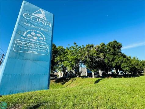 346 E Royal Palm Street Lake Placid FL 33852