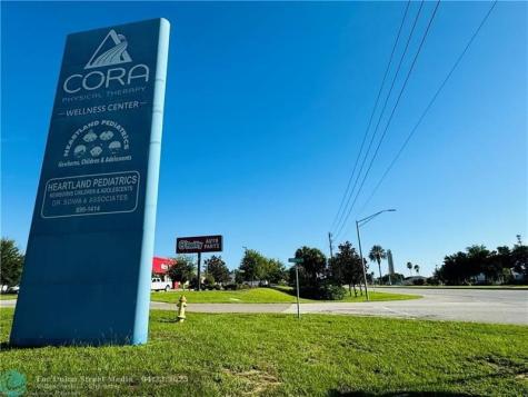 346 E Royal Palm Street Lake Placid FL 33852