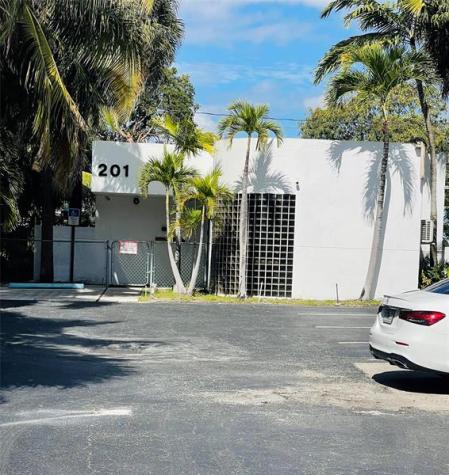 201 SE 19th Street Fort Lauderdale FL 33316