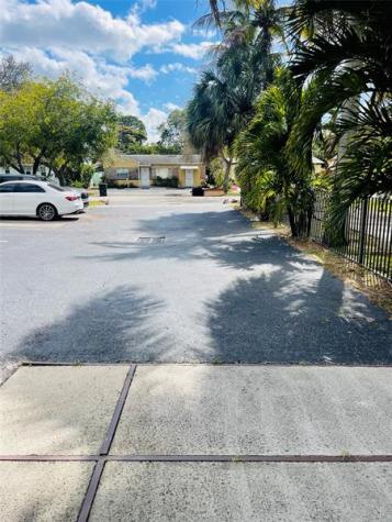 201 SE 19th Street Fort Lauderdale FL 33316
