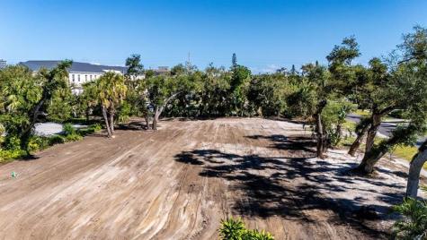 641 Azalea Vero Beach FL 32963
