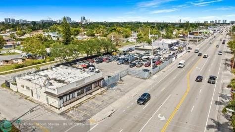 2467-2471 Pembroke Road Hollywood FL 33020