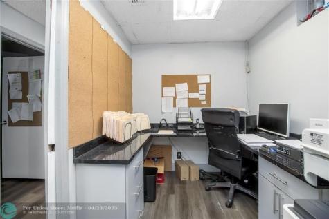 3071 NW 64th Avenue Sunrise FL 33313