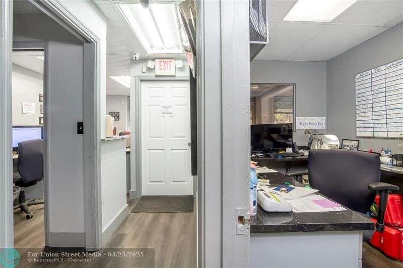 3071 NW 64th Avenue Sunrise FL 33313