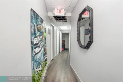 3071 NW 64th Avenue Sunrise FL 33313