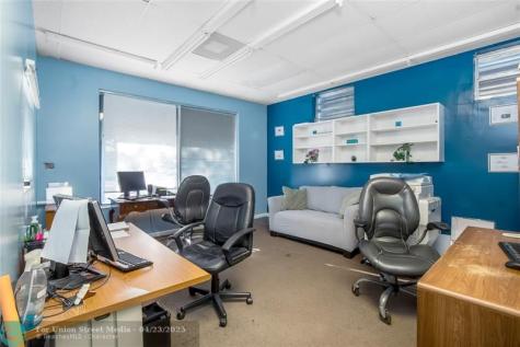 3071 NW 64th Avenue Sunrise FL 33313