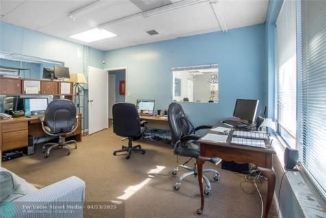 3071 NW 64th Avenue Sunrise FL 33313