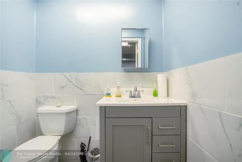 3071 NW 64th Avenue Sunrise FL 33313