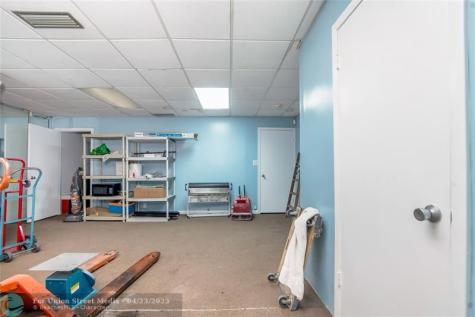 3071 NW 64th Avenue Sunrise FL 33313