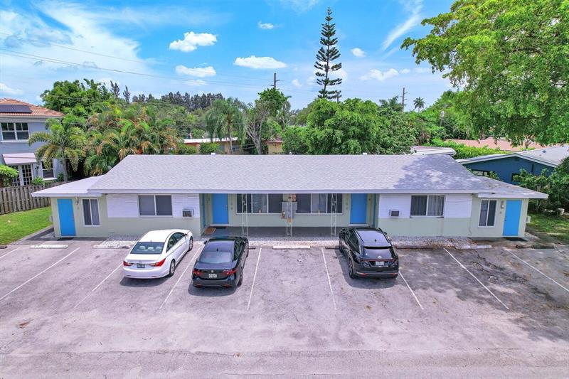 1100 NE 18th Court Fort Lauderdale FL 33305