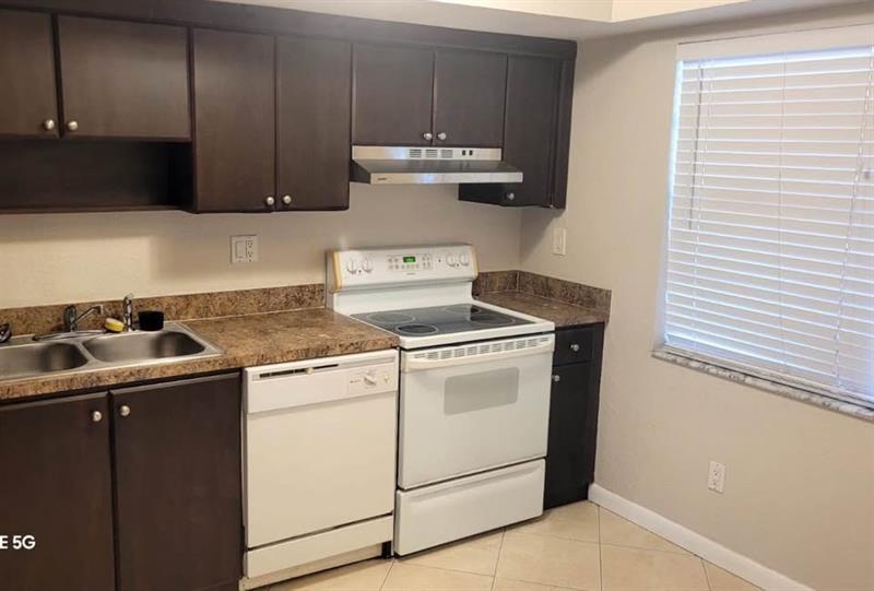 11676-11690 NW 45th Street Coral Springs FL 33065