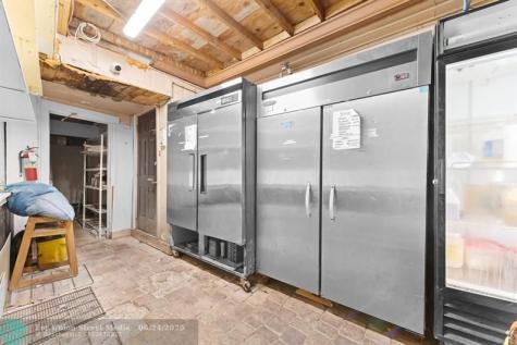 2211 Wilton Drive Wilton Manors FL 33305