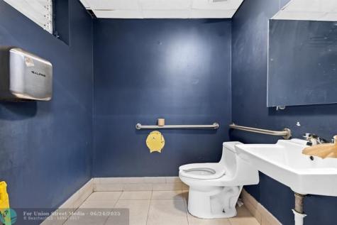 2211 Wilton Drive Wilton Manors FL 33305