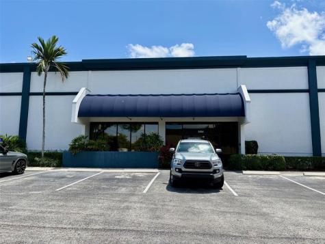 6464 E Rogers Circle Boca Raton FL 33487