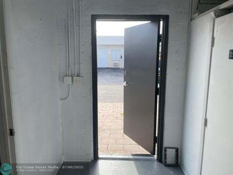 4751 NE 10th Avenue Oakland Park FL 33334