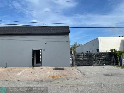 4751 NE 10th Avenue Oakland Park FL 33334