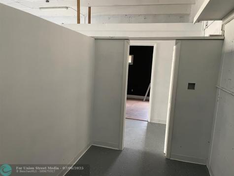 4751 NE 10th Avenue Oakland Park FL 33334