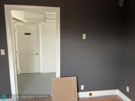 4751 NE 10th Avenue Oakland Park FL 33334