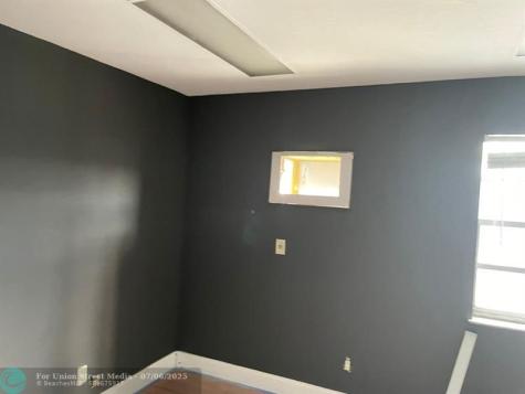 4751 NE 10th Avenue Oakland Park FL 33334