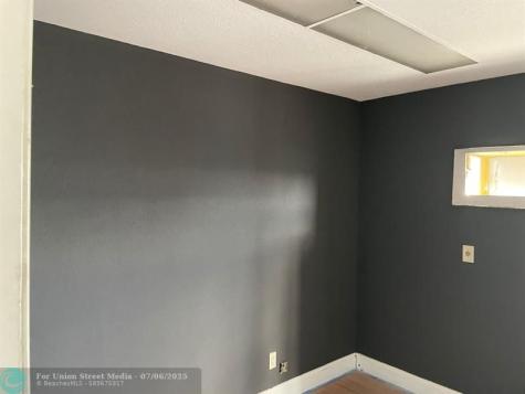 4751 NE 10th Avenue Oakland Park FL 33334