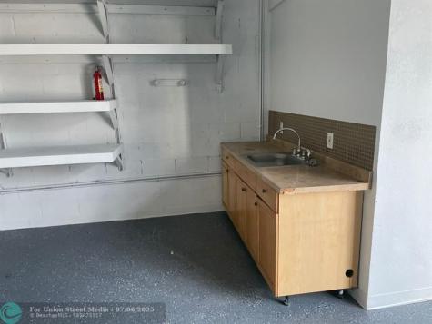 4751 NE 10th Avenue Oakland Park FL 33334