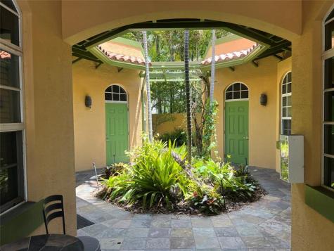 720 NE 3rd Avenue Fort Lauderdale FL 33304