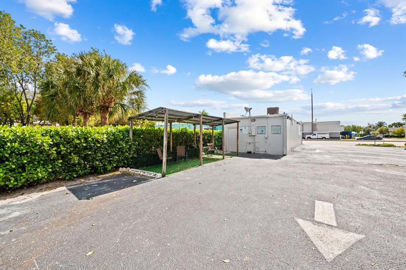 1649 E Sample Road Pompano Beach FL 33064
