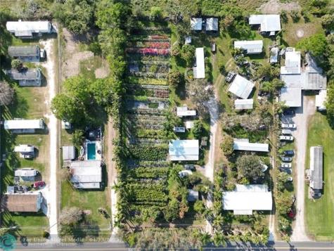 3321 SE 38th Avenue Okeechobee FL 34974