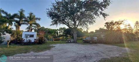 3321 SE 38th Avenue Okeechobee FL 34974