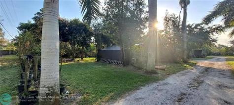 3321 SE 38th Avenue Okeechobee FL 34974