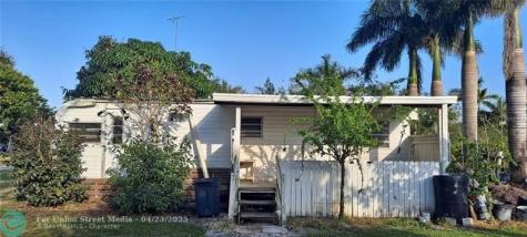 3321 SE 38th Avenue Okeechobee FL 34974