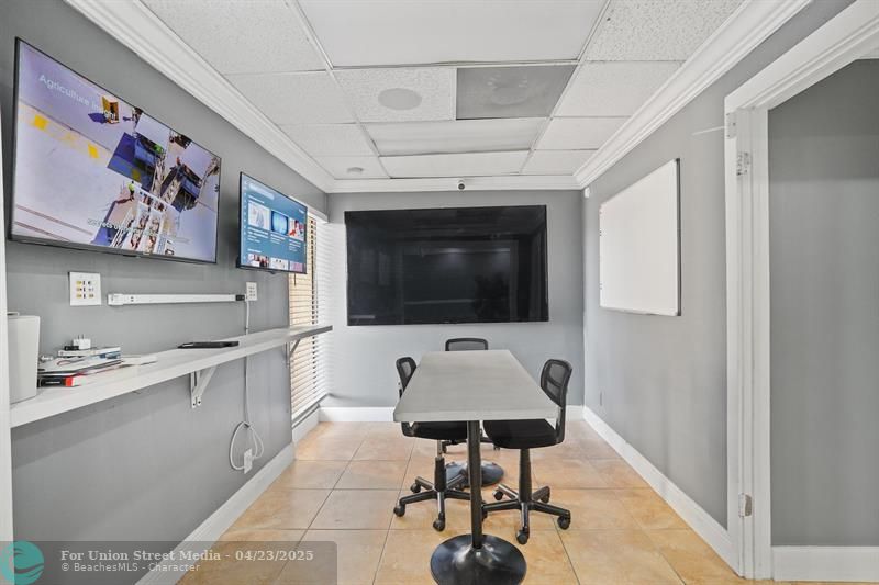 2331 N State Road 7 Lauderdale Lakes FL 33313