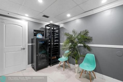 2331 N State Road 7 Lauderdale Lakes FL 33313