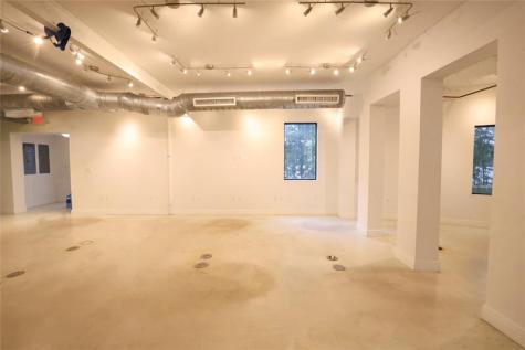 445 NE 56 Miami FL 33137