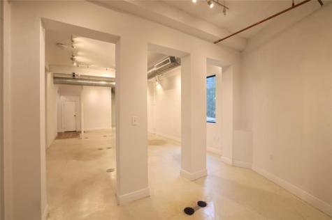 445 NE 56 Miami FL 33137