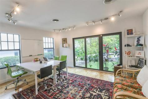 445 NE 56 Miami FL 33137