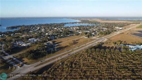 1346 Us 27 Lake Placid FL 33852