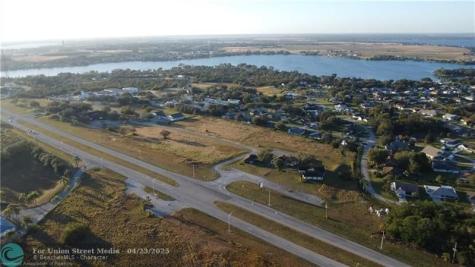 1346 Us 27 Lake Placid FL 33852