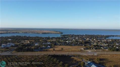 1346 Us 27 Lake Placid FL 33852