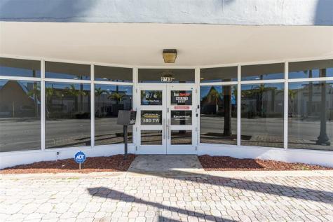 2743 Hollywood Boulevard Hollywood FL 33020