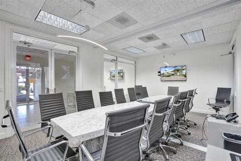 1520 E Sunrise Fort Lauderdale FL 33304