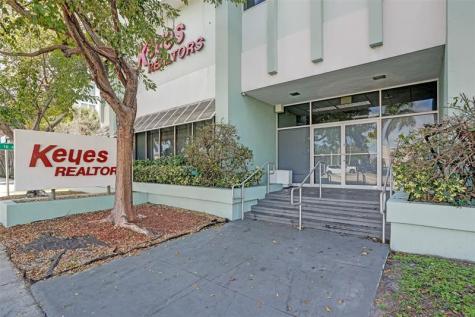 1520 E Sunrise Fort Lauderdale FL 33304