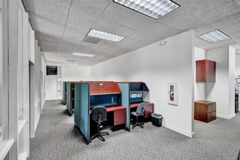 1520 E Sunrise Fort Lauderdale FL 33304