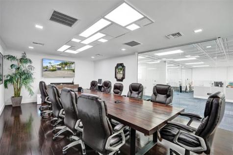 1520 E Sunrise Fort Lauderdale FL 33304